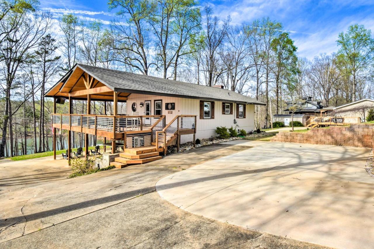 Townville Lake House With Private Dock, Kayaks! Fair Play Exterior photo